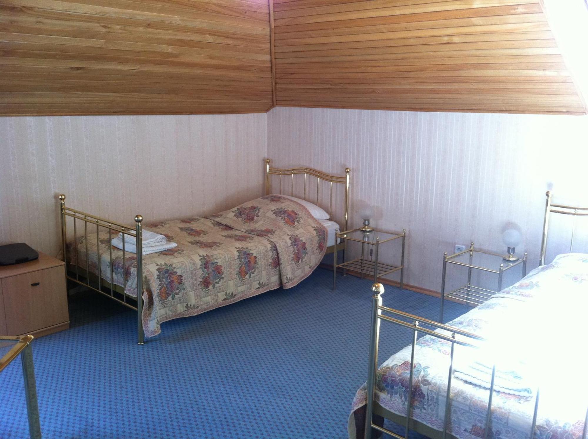Du Broliai Hotel Паланга Экстерьер фото